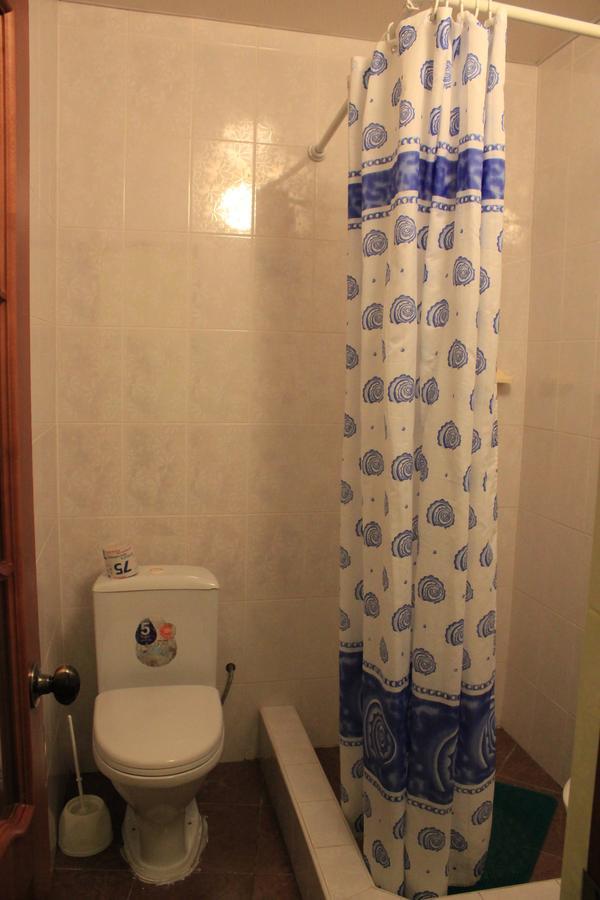 Emiliya Guest House Gagra Exterior foto